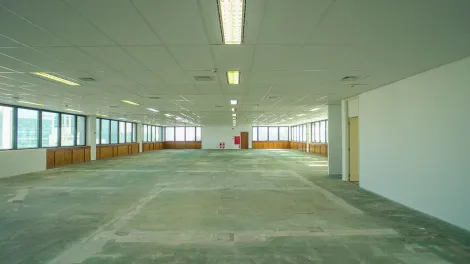 Aluga - Sala Comercial e 3 banheiros para alugar, 526 m�