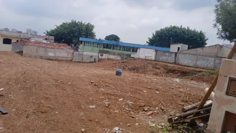 Terreno localizado no bairro Osvaldo Cruz, em S�o Caetano do Sul.