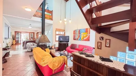 Sobrado com 3 su�tes localizado no Bairro Campestre, em Santo Andr�.-