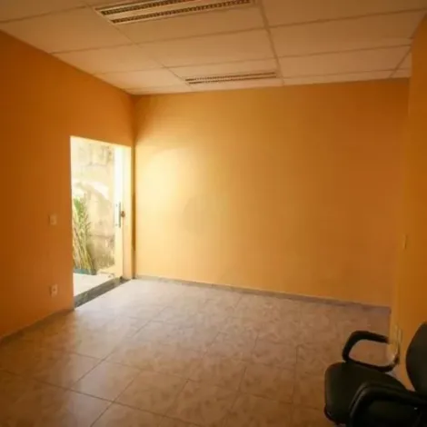 Casa Assobradada com 2 dormit�rios localizado no Bairro Mooca, em S�o Paulo
