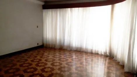Casa com 3 dormit�rios localizado no bairro Santo Ant�nio, em S�o Caetano do Sul