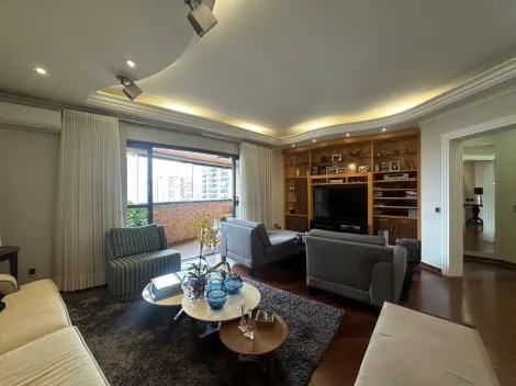 Apartamento com 4 dormit�rios, sendo 2 su�tes, no bairro Santo Ant�nio, em S�o Caetano Do Sul.