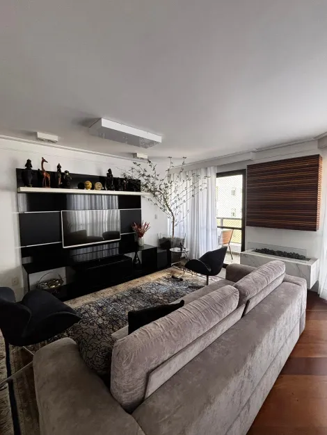 Apartamento com 3 su�tes localizado no bairro Santo Ant�nio, em S�o Caetano do Sul.