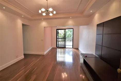 Apartamento com 3 dormit�rios, sendo 1 su�te, no bairro Santa Paula. em S�o Caetano do Sul.