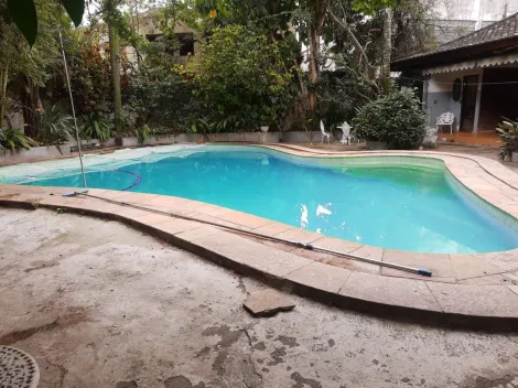 Sobrado com 4 su�tes localizado no Bairro Centro, em S�o Caetano Do Sul.