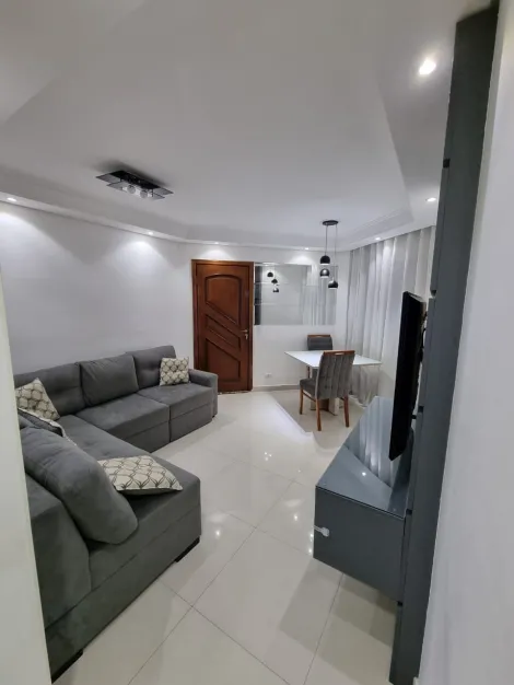 Apartamento com 2 dormit�rios no Bairro Vila Alpina, em S�o Paulo.