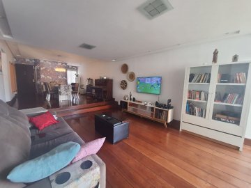 Lindo, aconchegante e espa�oso Apartamento No Bairro Vila Bastos