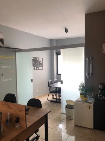 Sala Comercial localizada no Bairro Rudge Ramos, em S�o Bernardo Do Campo.