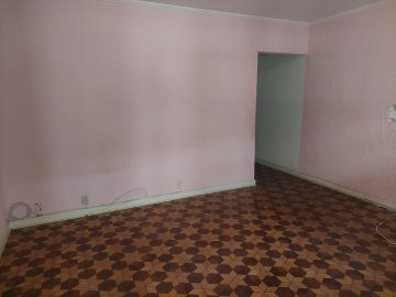 Casa com 2 dormit�rios localizado no bairro Ol�mpico, em S�o Caetano do Sul.