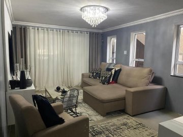 Lindo e moderno sobrado no bairro Jardim S�o Caetano