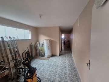 Sobrado com 5 salas localizado no Bairro Cer�mica, em S�o Caetano Do Sul.