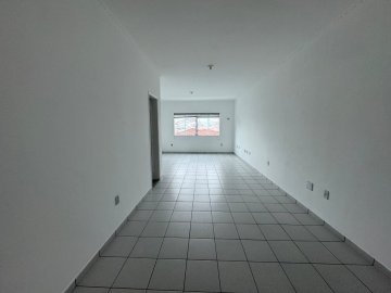 Sala comercial localizada no Bairro Santa Paula, em S�o Caetano Do Sul.