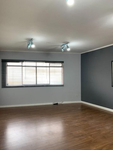 Sala comercial localizada no Bairro  Boa vista, em S�o Caetano Do Sul.