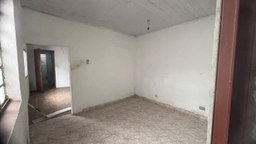 Casa com 2 dormit�rios localizado no Bairro Santa Maria, em S�o Caetano Do Sul.