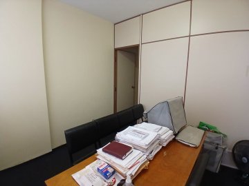 Sala comercial localizada no Bairro Centro, em S�o Caetano Do Sul.