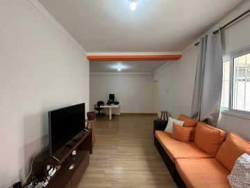 Sobrado com 2 dormit�rios localizado no Bairro Santa Paula, em S�o Caetano Do Sul.