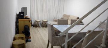 Casa com 2 su�tes localizado no Bairro Vila Bela, em S�o Paulo.