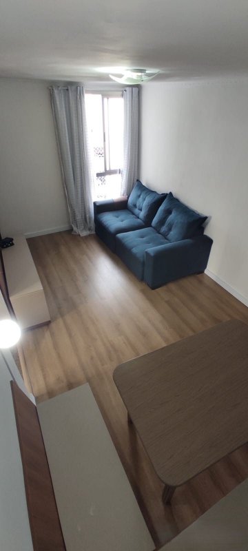 Apartamento com 2 dormit�rios localizado no bairro S�o Jos�, em S�o Caetano Do Sul.