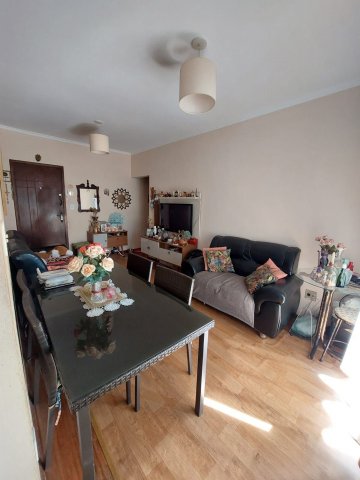 Apartamento com 2 dormit�rios localizado no bairro Nova Gerty, em S�o Caetano Do Sul.