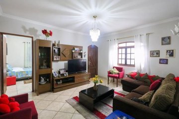 Casa com 3 dormit�rios localizado no Bairro Mau�, em S�o Caetano Do Sul.