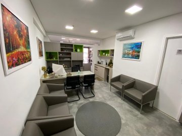 Sala comercial localizada no Bairro Cer�mica, em S�o Caetano Do Sul.