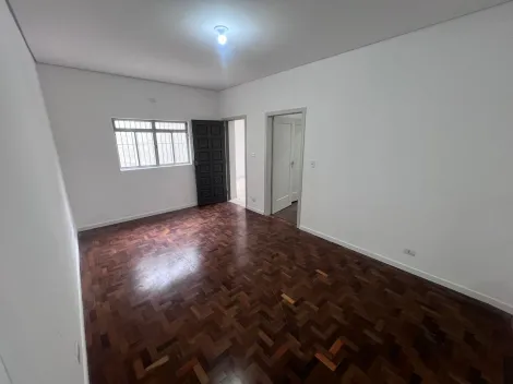 Casa com 4 dormit�rios localizado no Bairro Osvaldo Cruz, em S�o Caetano Do Sul