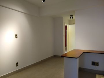 Sala comercial localizada no Bairro Centro, em S�o Caetano Do Sul.