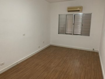 Apartamento com 1 dormit�rio localizado no bairro Santa Paula, em S�o Caetano Do Sul.