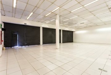 Aluga-se Sal�o Comercial com Excelente Localiza��o na Freguesia do � - S�o Paulo/SP