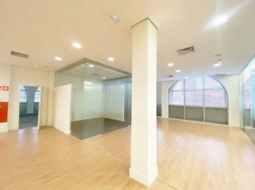 Aluga-se Sal�o Comercial / Galp�o - Centro de Santo Andr�