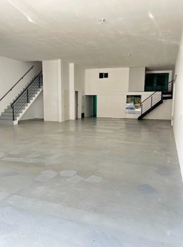 Pr�dio Comercial - Aluga JD. Avelino - S�o Paulo