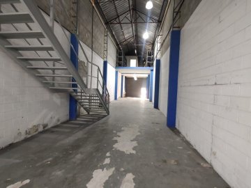Galp�o Comercial localizada no Bairro Jardim do Mar, em S�o Bernardo do Campo.-