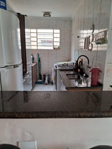 Apartamento com 2 dormit�rios localizado no bairro Mau�, em S�o Caetano Do Sul.