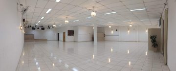 Sal�o Comercial localizada no Bairro Osvaldo Cruz, em S�o Caetano Do Sul.