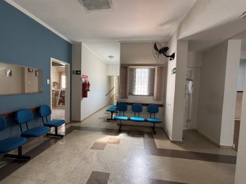 Casa com 4 dormit�rios localizado no Bairro Santa Maria, em S�o Caetano Do Sul.