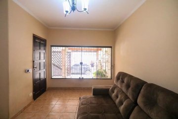 Casa com 2 dormit�rios localizado no Bairro Santa Paula, em S�o Caetano Do Sul.