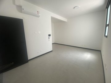 Sala comercial localizada no Bairro Santo Ant�nio, em S�o Caetano Do Sul.
