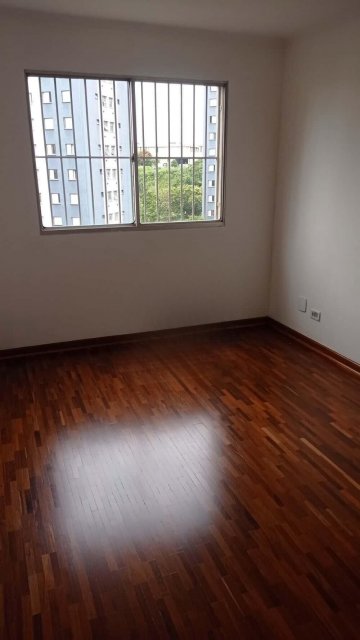 Apartamento com 2 dormit�rios localizado no bairro Parque Fungaro, em S�o Paulo.-