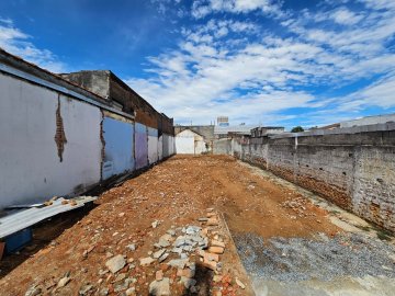 Terreno localizado no Bairro Cer�mica, em S�o Caetano Do Sul.