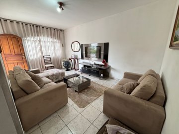 Casa com 2 dormit�rios localizado no Bairro Nova Gerty, em S�o Caetano Do Sul.