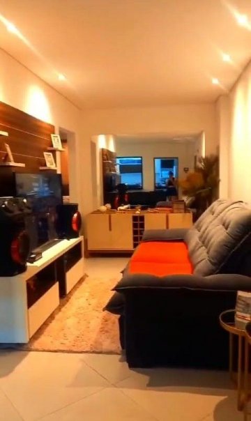 Apartamento com 2 dormit�rios localizado no bairro Santa Maria, em S�o Caetano Do Sul.