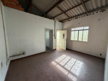 Casa Assobradada com 1 dormit�rio localizado no Bairro Cer�mica, em S�o Caetano Do Sul.