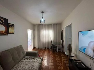 Casa com 2 dormit�rios localizado no Bairro Ol�mpico, em S�o Caetano Do Sul.