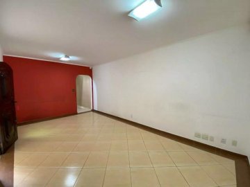 Sobrado com 4 dormit�rios localizado no Bairro Osvaldo Cruz, em S�o Caetano Do Sul.