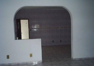 Sobrado com 3 dormit�rios localizado no Bairro Nova Gerty, em S�o Caetano Do Sul.
