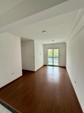 Apartamento com 2 dormit�rios localizado no bairro Campestre, em Santo Andr�.-