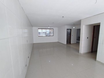 Sobrado com 4 dormit�rios localizado no Bairro Jardim S�o Caetano, em S�o Caetano Do Sul.