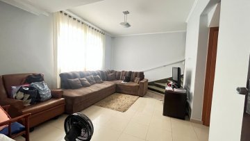 Sobrado com 3 dormit�rios localizado no Bairro Nova Gerty, em S�o Caetano Do Sul.