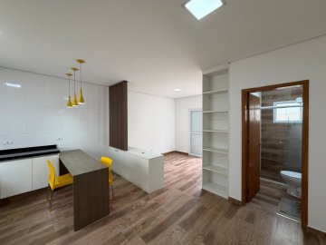Apartamento T�rreo  com 1 dormit�rio localizado no bairro Cer�mica, em S�o Caetano Do Sul.