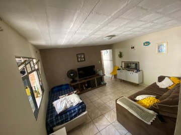 Casa com 2 dormit�rios localizado no Bairro Ol�mpico, em S�o Caetano Do Sul.